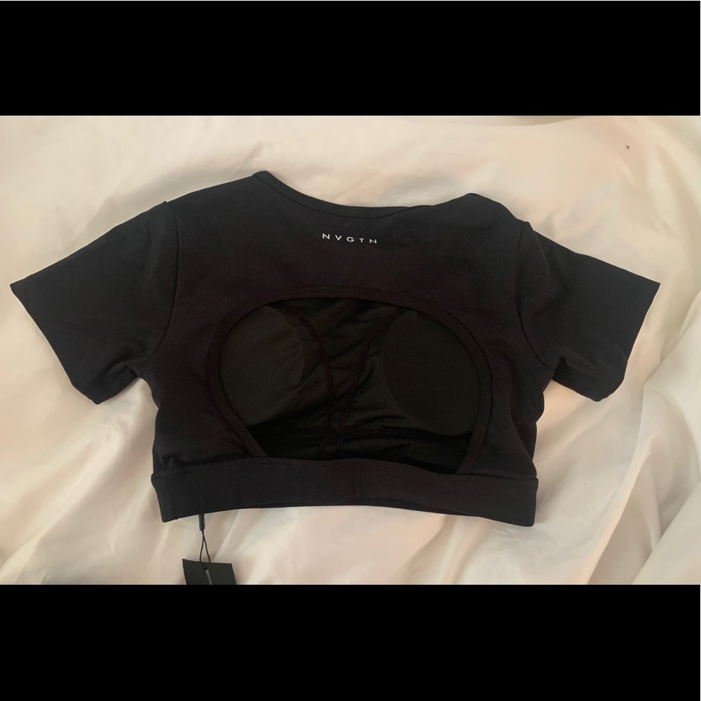 NVGTN backless tee bra size s NWT